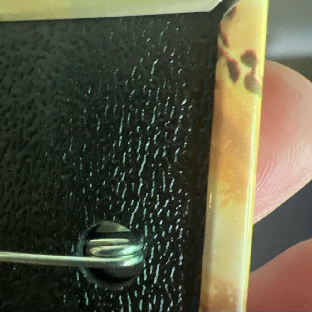 Vintage Movie Rectangle Shaped Button Pin Back Black Beauty 1994 - Picture 6 of 9